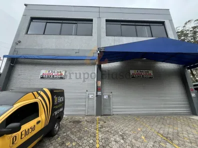 Prédio Comercial para alugar, 800m² no Santo Amaro, São Paulo