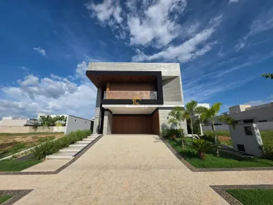 Sobrado com 4 Quartos à venda, 352m² no Plano Diretor Sul, Palmas
