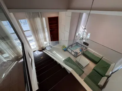 Sobrado com 3 Quartos à venda, 314m² no Adrianópolis, Manaus