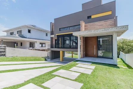 Casa de Condomínio com 3 Quartos à venda, 280m² no Vila Nova, Porto Alegre