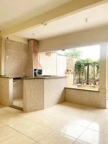 Casa com 4 Quartos à venda, 200m² no Segismundo Pereira, Uberlândia