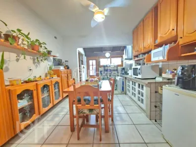 Casa de Condomínio com 4 Quartos à venda, 234m² no Cavalhada, Porto Alegre