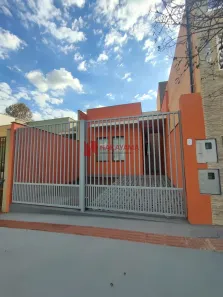 Casa com 3 Quartos à venda, 73m² no Jardim Tókio, Londrina