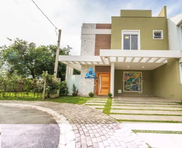 Sobrado com 4 Quartos à venda, 213m² no Umbará, Curitiba