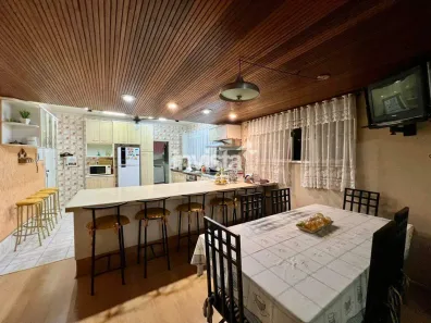 Apartamento com 3 Quartos à venda, 187m² no Gonzaga, Santos