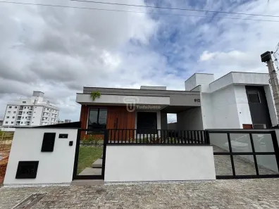 Casa com 3 Quartos à venda, 160m² no Barra do Aririú, Palhoça