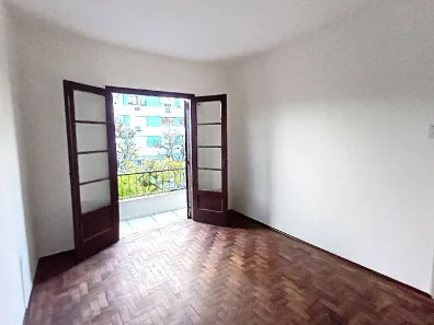 Apartamento com 2 Quartos para alugar, 90m² no Moinhos de Vento, Porto Alegre