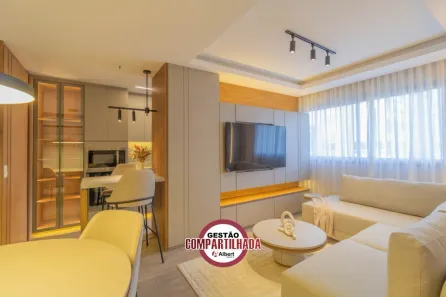 Apartamento com 2 Quartos para venda ou aluguel, 70m² no Mont Serrat, Porto Alegre