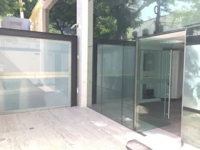 Imóvel Comercial para alugar, 368m² no Humaitá, Rio de Janeiro