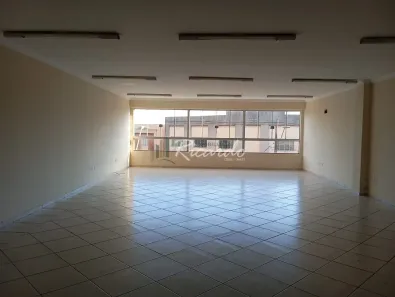 Sala Comercial para alugar, 125m² no Centro, Arapongas