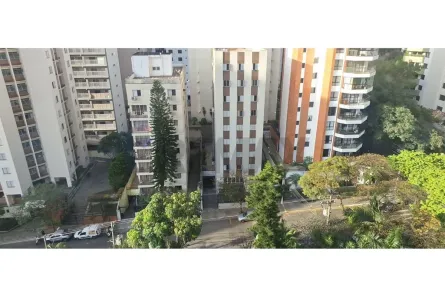 Apartamento com 3 Quartos para alugar, 203m² no Campo Belo, São Paulo