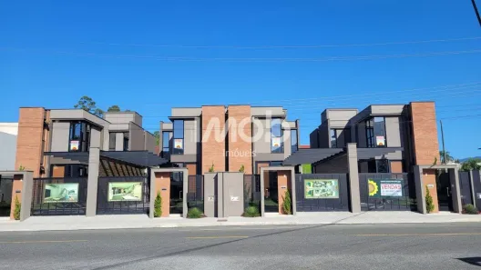 Casa com 3 Quartos à venda, 176m² no Czerniewicz, Jaraguá do Sul