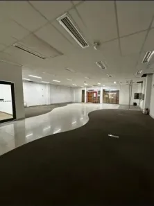 Prédio Comercial para alugar, 800m² no Vila Valqueire, Rio de Janeiro