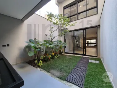 Casa com 2 Quartos à venda, 140m² no Vila Nova Conceição, São Paulo