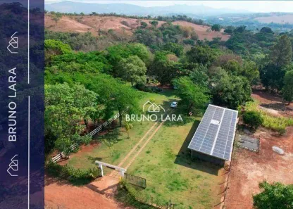 Fazenda/Sítio com 6 Quartos à venda, 190m² no Charneca, Betim