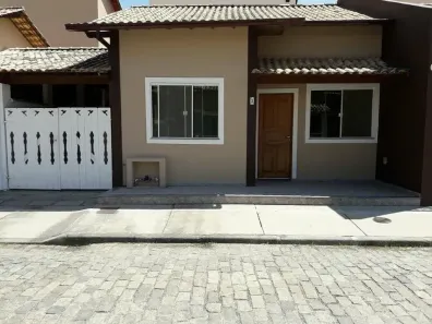 Casa de Condomínio com 2 Quartos à venda, 70m² no Chácara Mariléa, Rio das Ostras