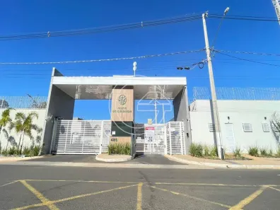 Casa com 3 Quartos para alugar, 10m² no Centro, Marília