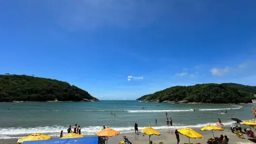 Casa de Condomínio com 4 Quartos à venda, 334m² no Balneário Praia do Pernambuco, Guarujá
