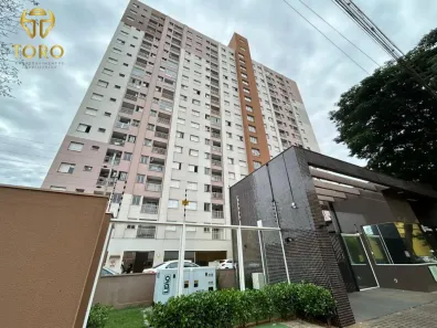 Apartamento com 2 Quartos para alugar, 54m² no Zona 06, Maringá