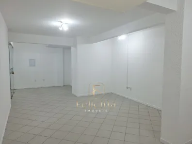 Ponto Comercial à venda, 43m² no Praia Comprida, São José