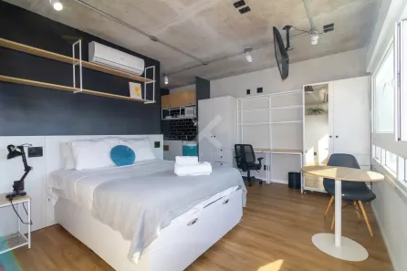 Apartamento com 1 Quarto para alugar, 27m² no Santa Cecília, Porto Alegre