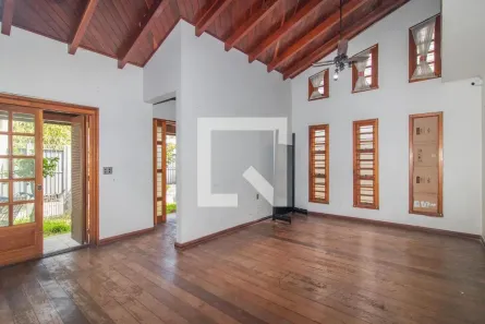 Casa com 4 Quartos à venda, 333m² no Camaquã, Porto Alegre