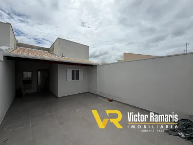 Casa com 2 Quartos à venda, 75m² no Loteamento Dona Adélia, Araxá