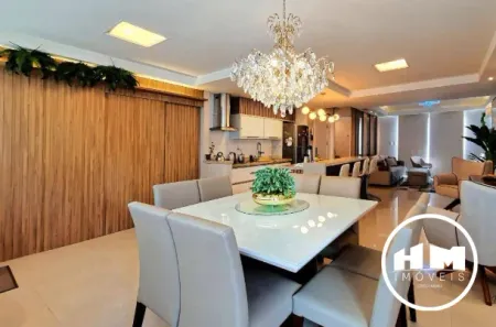 Apartamento com 3 Quartos à venda, 270m² no Centro, Balneário Camboriú
