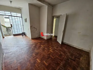 Casa com 3 Quartos à venda, 84m² no Sagrada Família, Belo Horizonte