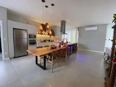 Casa de Condomínio com 4 Quartos à venda, 378m² no Ingleses do Rio Vermelho, Florianópolis