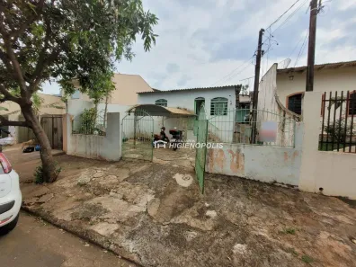 Casa com 2 Quartos à venda, 103m² no Maringá, Londrina