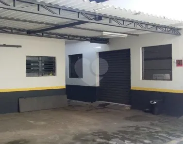 Galpão/Depósito/Armazém à venda, 660m² no Jardim Modelo, São Paulo
