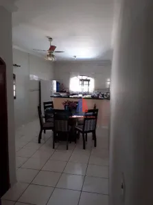 Sobrado com 3 Quartos à venda, 240m² no Vila Santa Maria, Americana