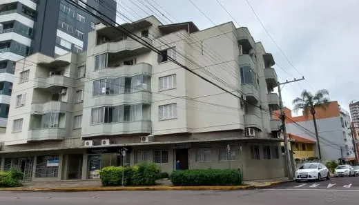 Cobertura com 4 Quartos à venda, 235m² no Centro, Santa Maria