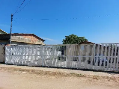 Casa com 2 Quartos à venda, 112m² no Monjolos, São Gonçalo