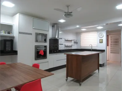 Sobrado com 3 Quartos à venda, 173m² no Vila Floresta, Santo André