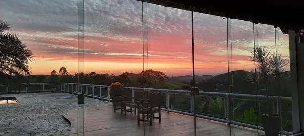 Fazenda/Sítio com 3 Quartos à venda, 580m² no Vila São Geraldo, São José dos Campos