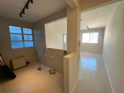 Apartamento com 1 Quarto à venda, 42m² no Coqueiros, Florianópolis