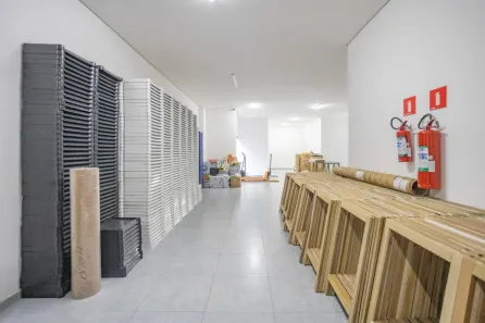 Ponto Comercial para alugar, 183m² no Parque dos Camargos, Barueri