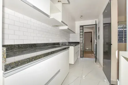 Sobrado com 3 Quartos à venda, 74m² no Portão, Curitiba