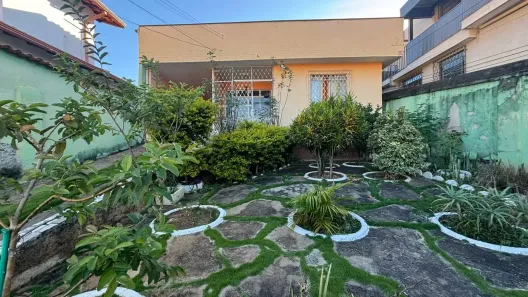 Casa com 3 Quartos à venda, 360m² no Paraíso, Belo Horizonte