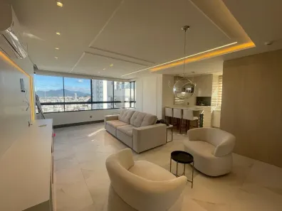 Apartamento com 3 Quartos à venda, 130m² no Centro, Balneário Camboriú