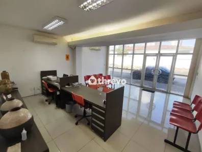 Ponto Comercial à venda, 135m² no Frei Serafim, Teresina