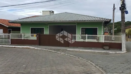 Casa com 4 Quartos à venda, 236m² no Ingleses do Rio Vermelho, Florianópolis