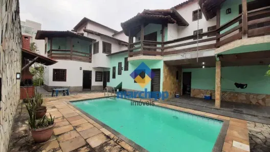 Casa com 5 Quartos à venda, 350m² no Camboinhas, Niterói