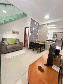 Sobrado com 2 Quartos à venda, 60m² no Maracanã, Praia Grande