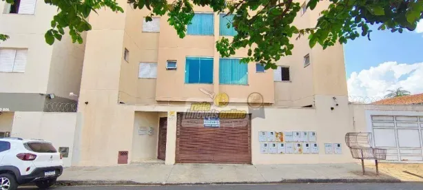 Apartamento com 2 Quartos para alugar, 70m² no Olinda, Uberaba