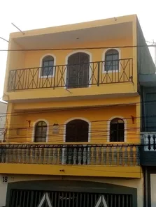 Sobrado com 6 Quartos à venda, 177m² no Parque Santa Teresa, Carapicuíba