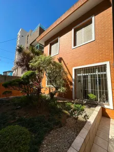 Sobrado com 4 Quartos à venda, 250m² no Embaré, Santos