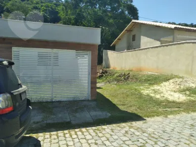 Casa de Condomínio com 2 Quartos à venda, 80m² no Várzea das Moças, São Gonçalo